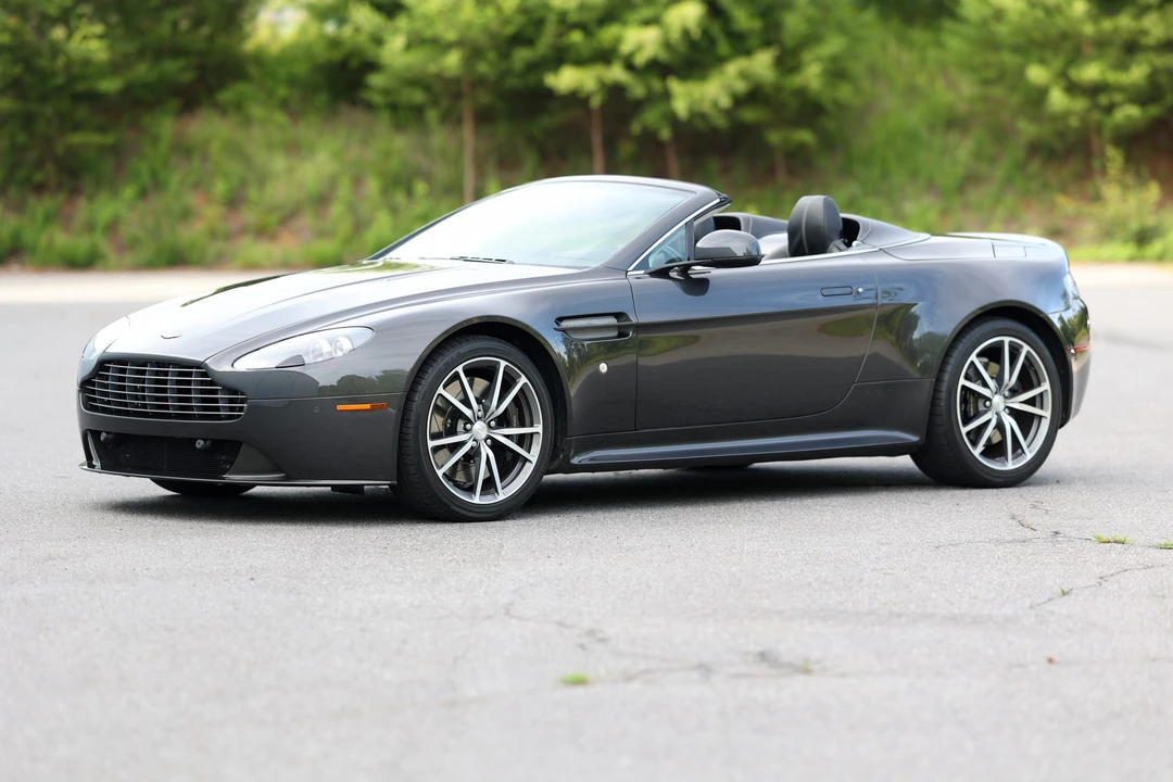 2012 Aston Martin V8 Vantage (2006-2017) - Image 8 of 31