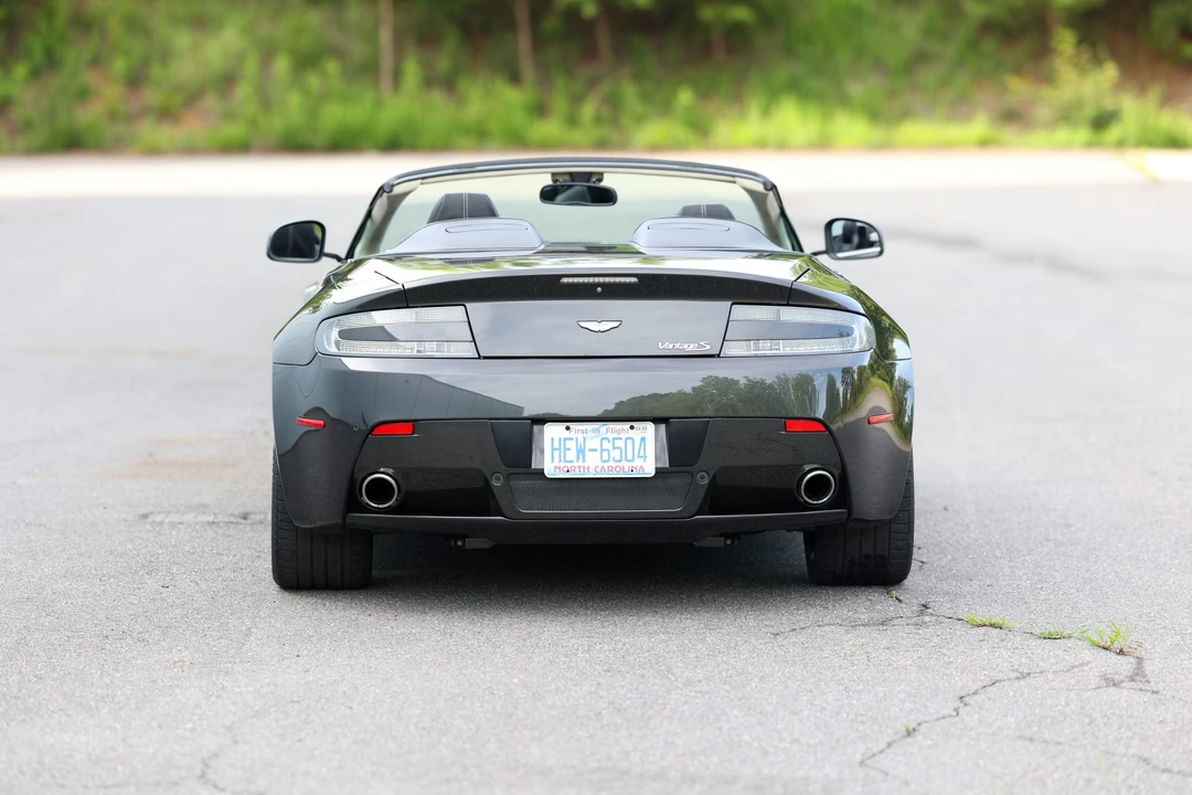 2012 Aston Martin V8 Vantage (2006-2017) - Image 18 of 31
