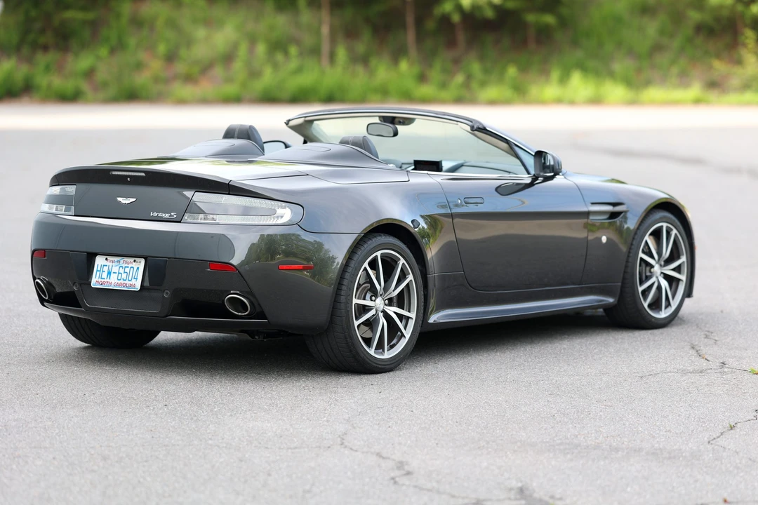 2012 Aston Martin V8 Vantage (2006-2017) - Image 21 of 31