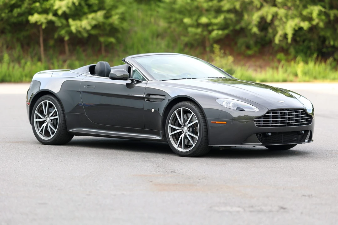 2012 Aston Martin V8 Vantage (2006-2017) - Image 29 of 31