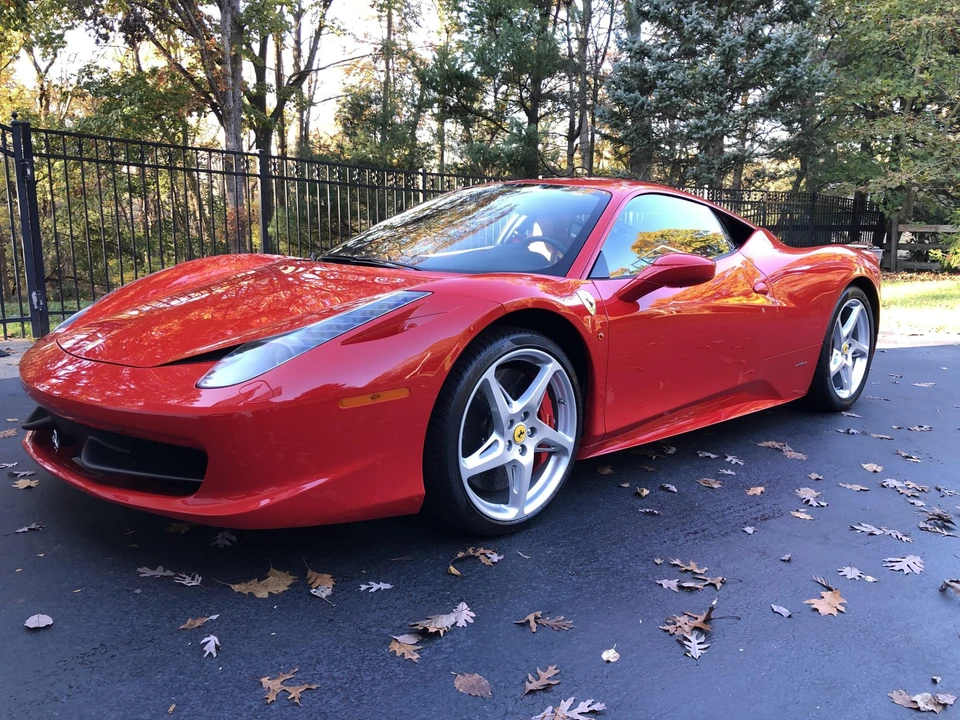 2012 Ferrari 458 Italia - Image 9 of 31