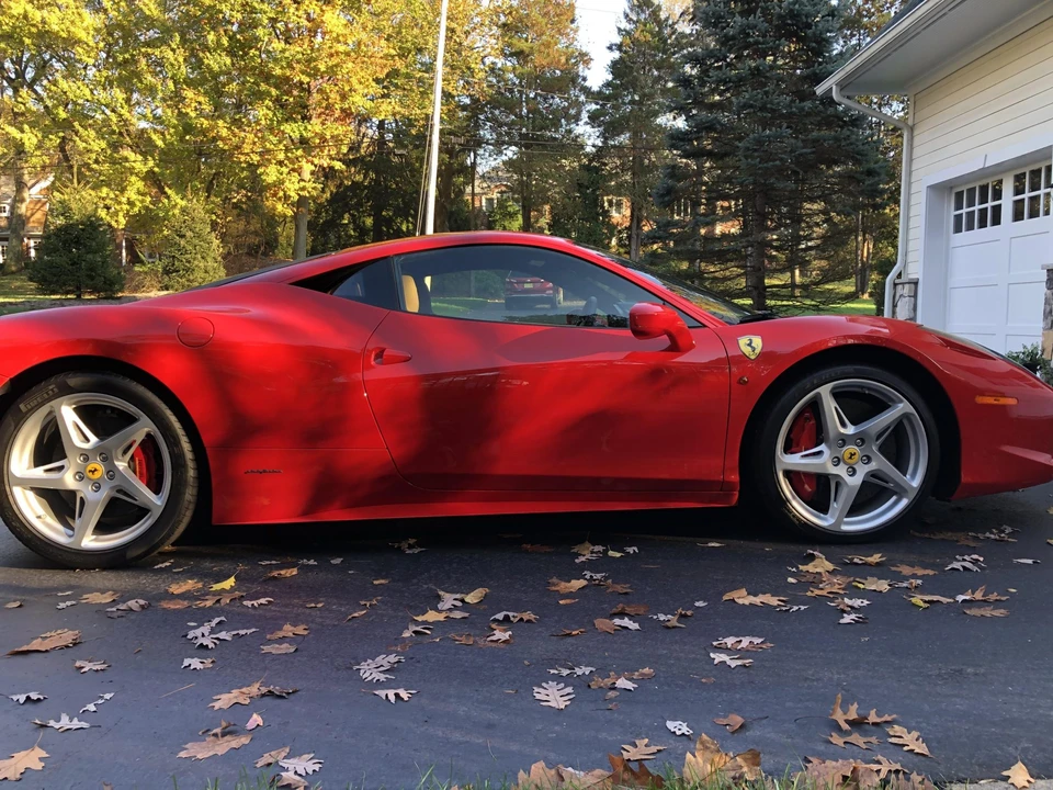 2012 Ferrari 458 Italia - Image 4 of 31