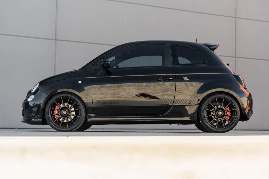 2012 Fiat Abarth 500 - Image 8 of 31