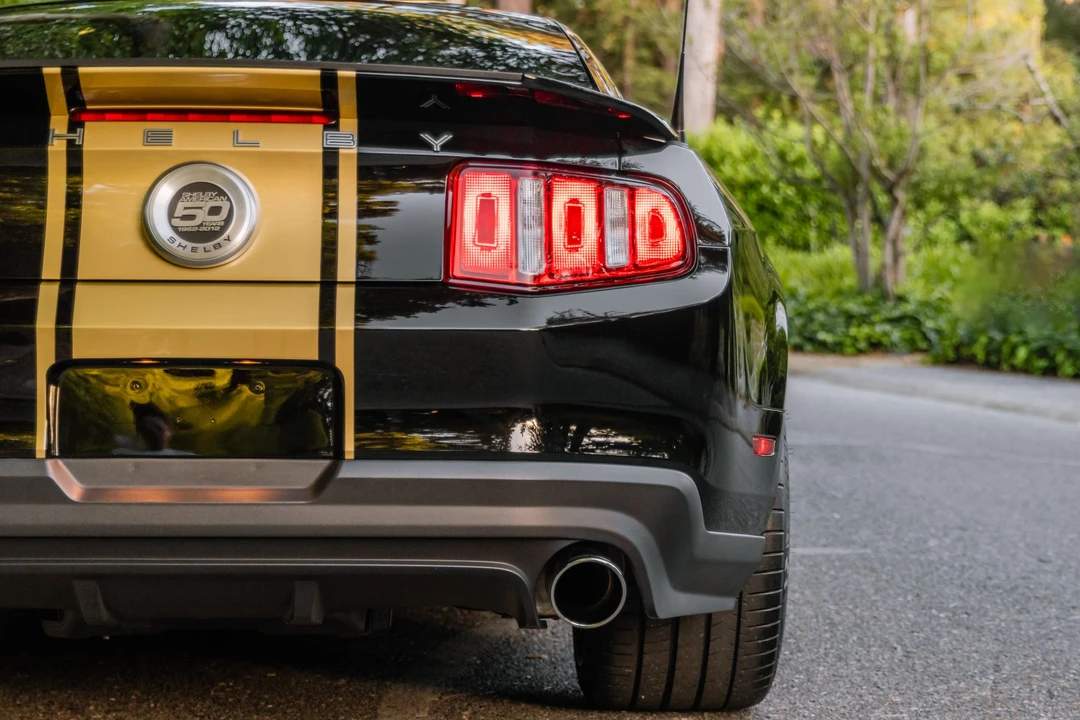 2012 Ford S197 II Shelby Mustang GT500 - Image 28 of 31