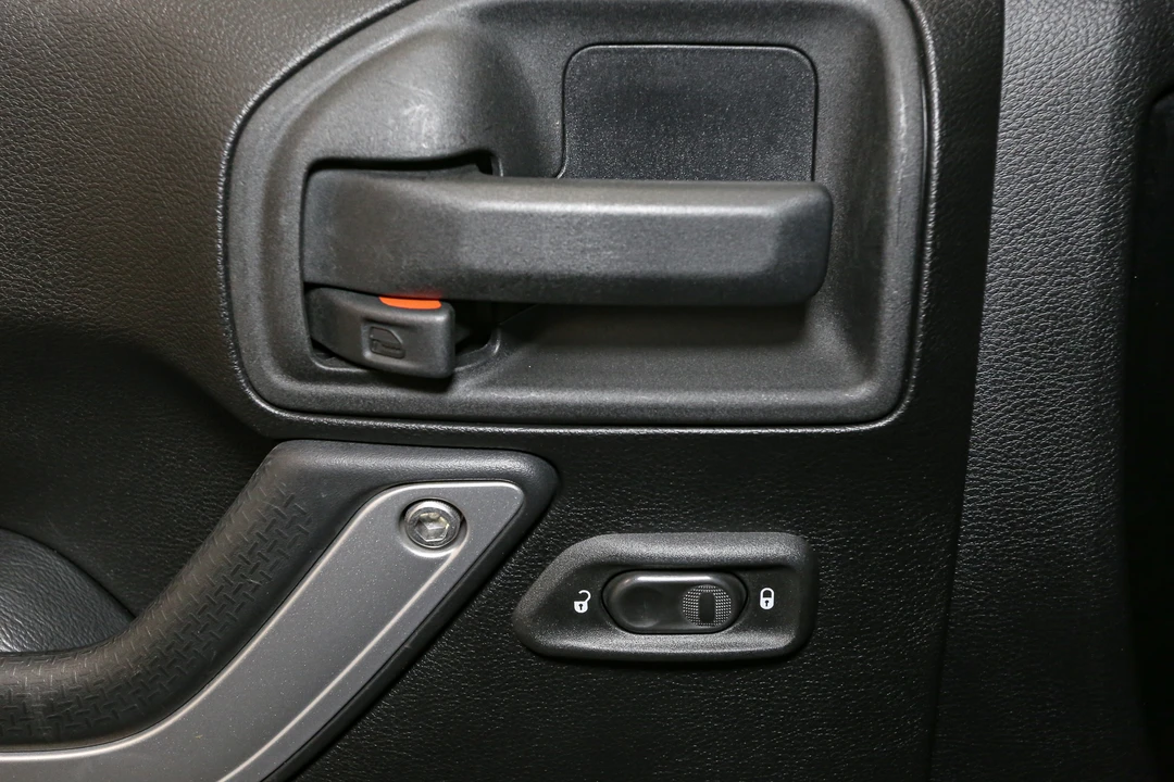 2012 Jeep JK Wrangler - Image 25 of 31