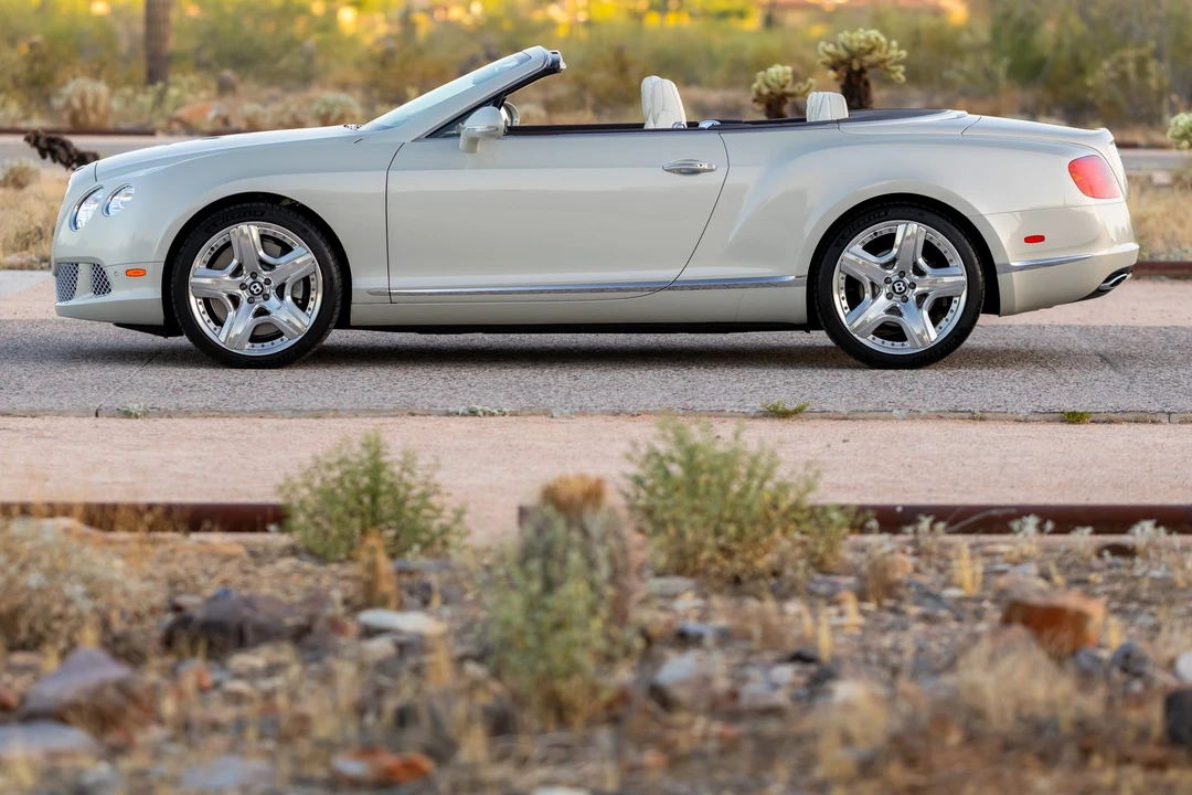 2013 Bentley Continental GTC - Image 17 of 31