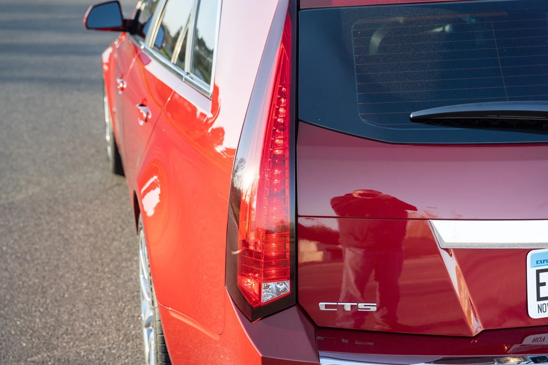 2013 Cadillac CTS-V 2nd Gen - Image 28 of 31