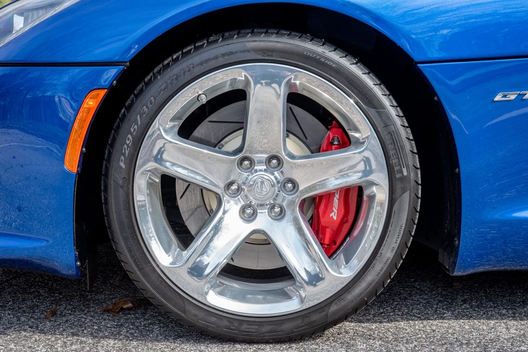 2013 Dodge Viper 5th Gen - Image 28 of 31