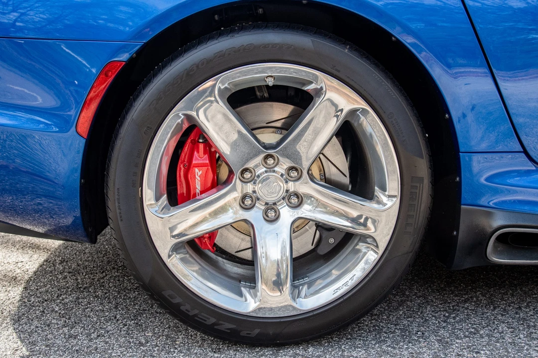 2013 Dodge Viper 5th Gen - Image 30 of 31