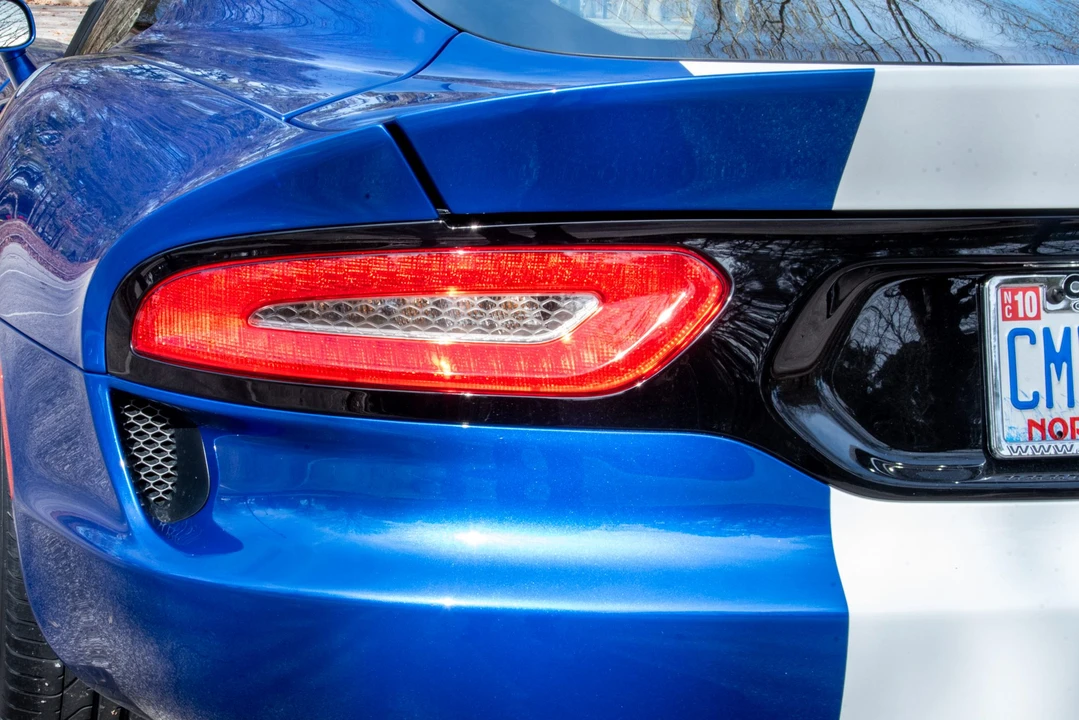 2013 Dodge Viper 5th Gen - Image 23 of 31