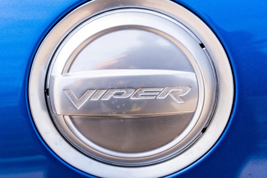 2013 Dodge Viper 5th Gen - Image 21 of 31
