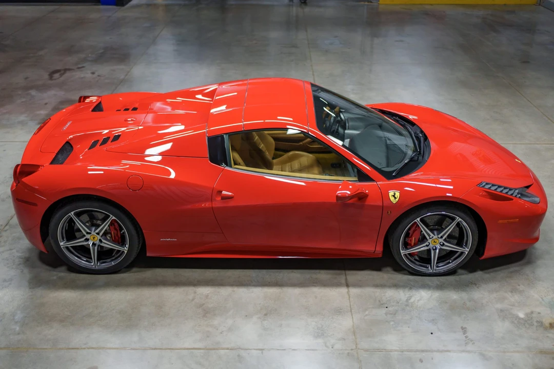 2013 Ferrari 458 Spider - Image 16 of 31