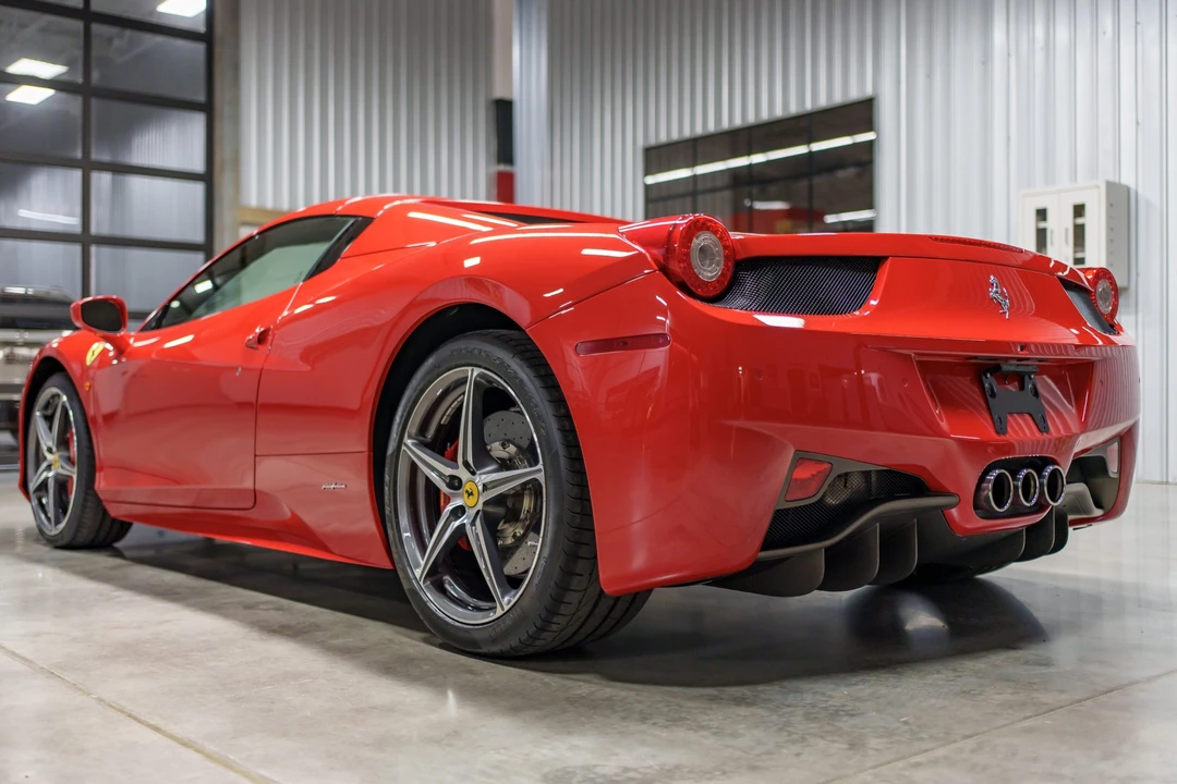 2013 Ferrari 458 Spider - Image 26 of 31