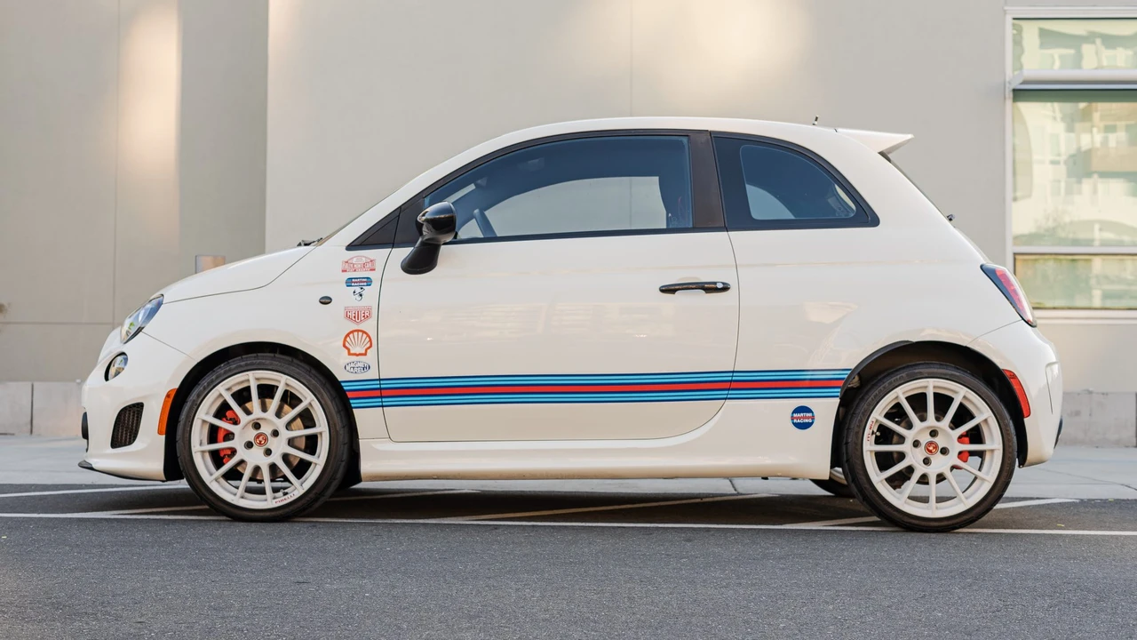 2013 Fiat Abarth 500 - Image 4 of 31
