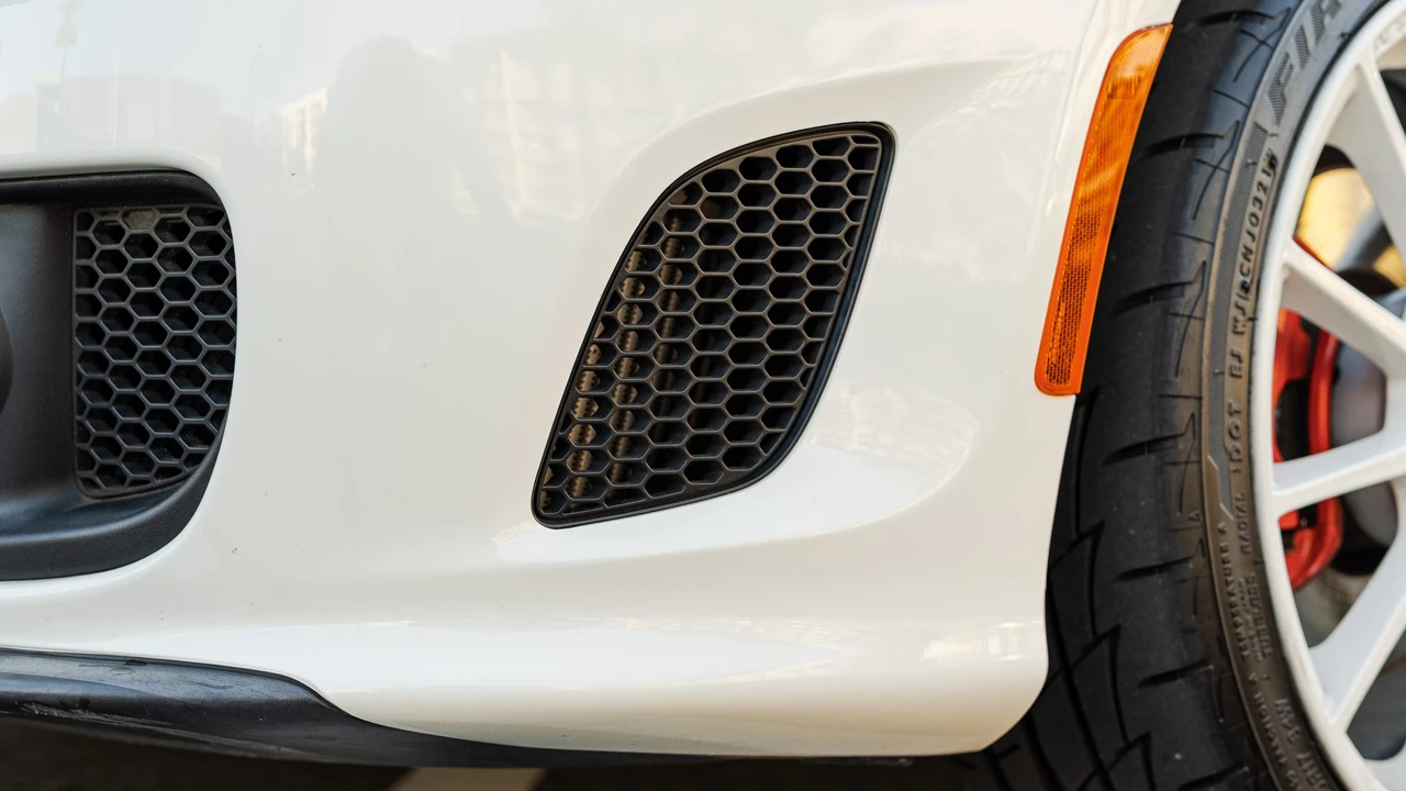 2013 Fiat Abarth 500 - Image 27 of 31