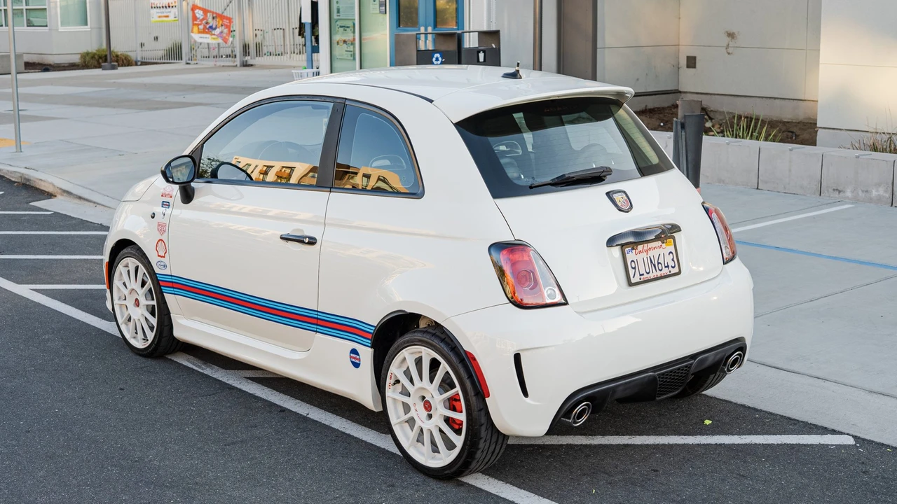 2013 Fiat Abarth 500 - Image 9 of 31