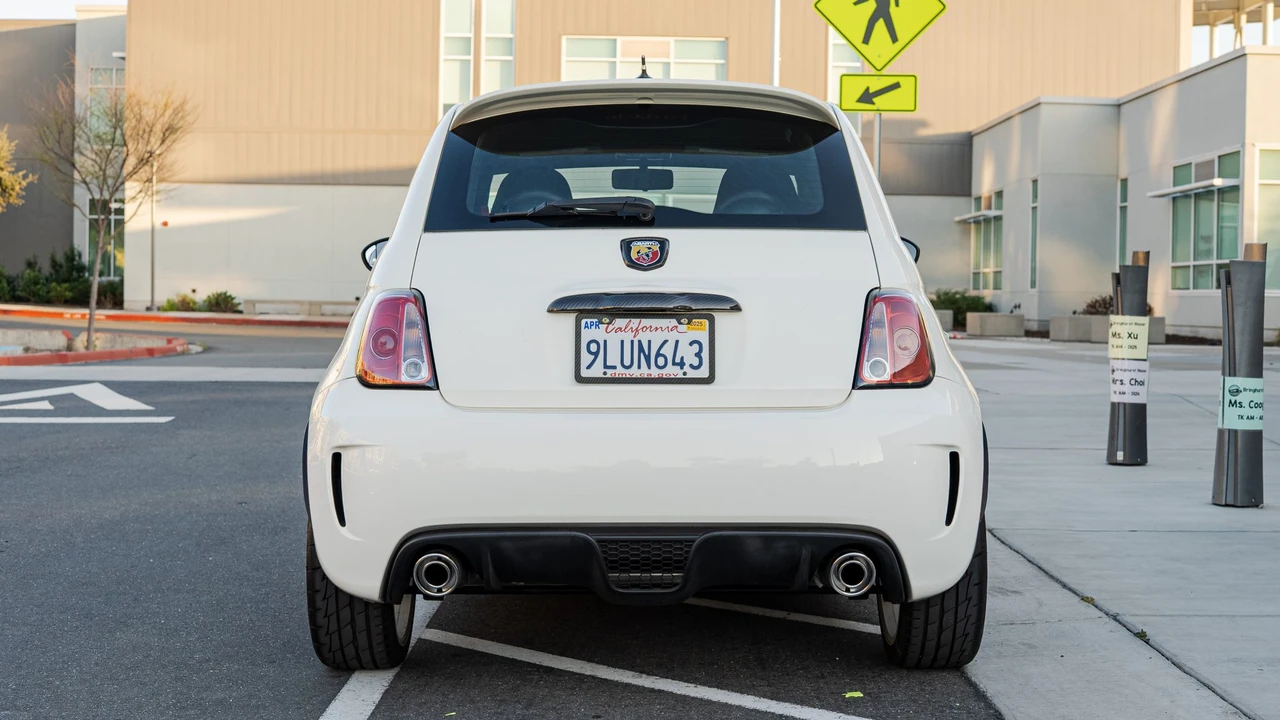 2013 Fiat Abarth 500 - Image 11 of 31