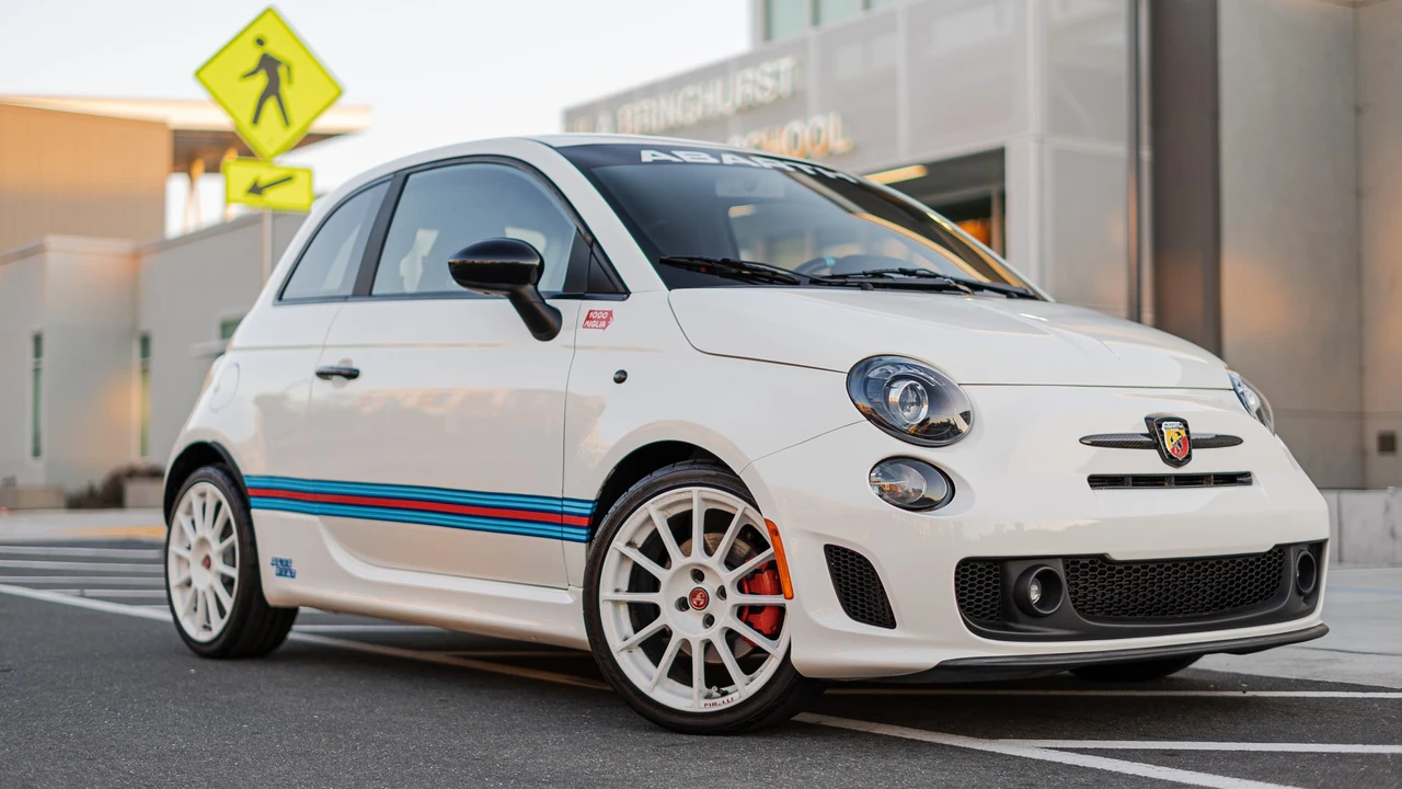 2013 Fiat Abarth 500 - Image 19 of 31