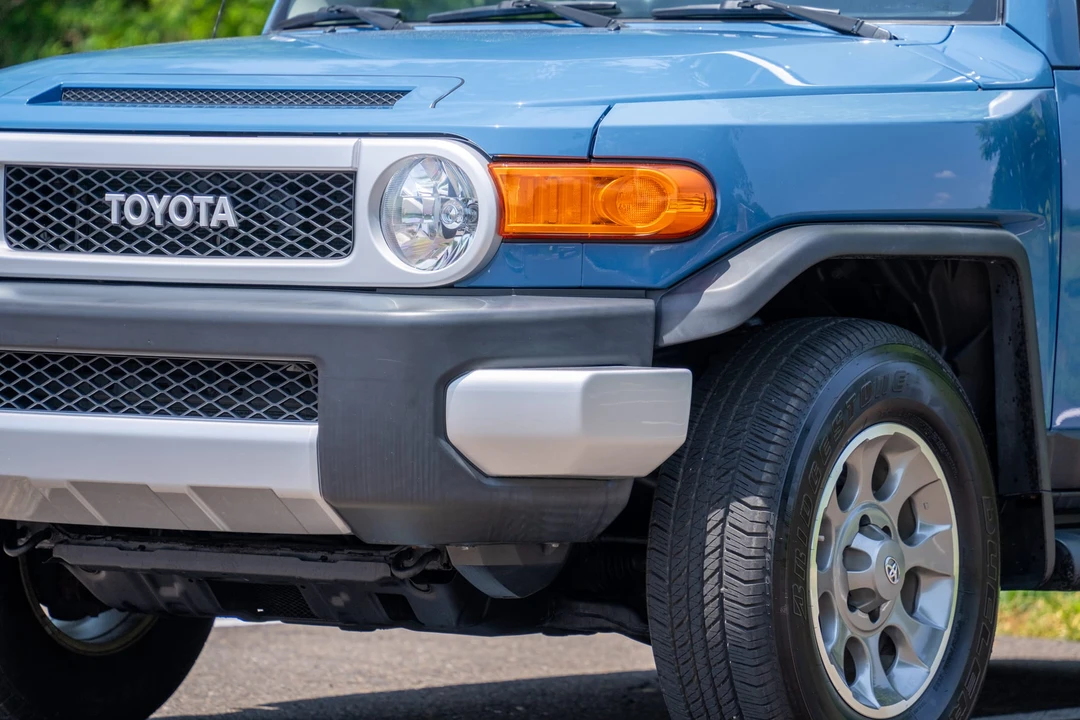 2013 Toyota FJ Cruiser - Image 21 of 31