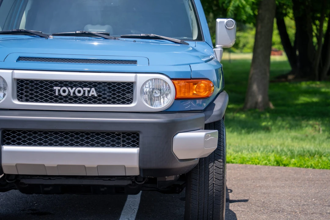 2013 Toyota FJ Cruiser - Image 18 of 31