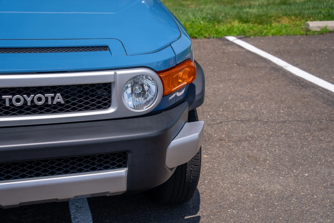 2013 Toyota FJ Cruiser - Image 20 of 31