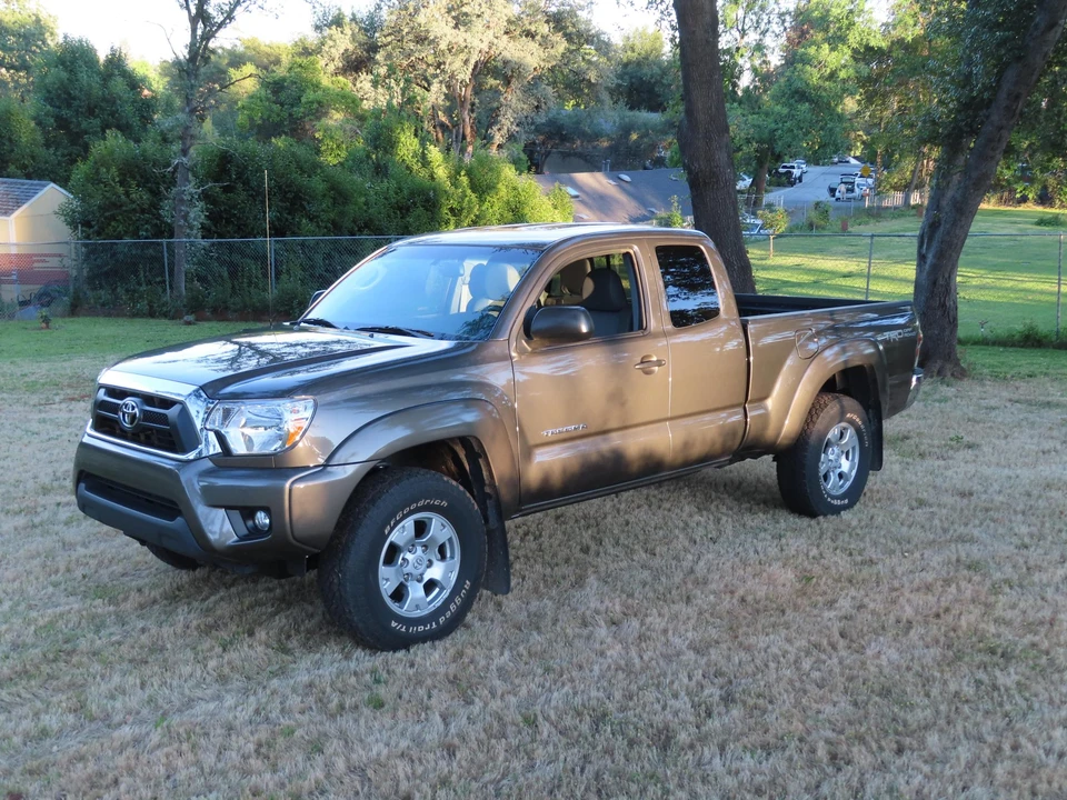 2013 Toyota Tacoma 2nd Gen - Image 4 of 31