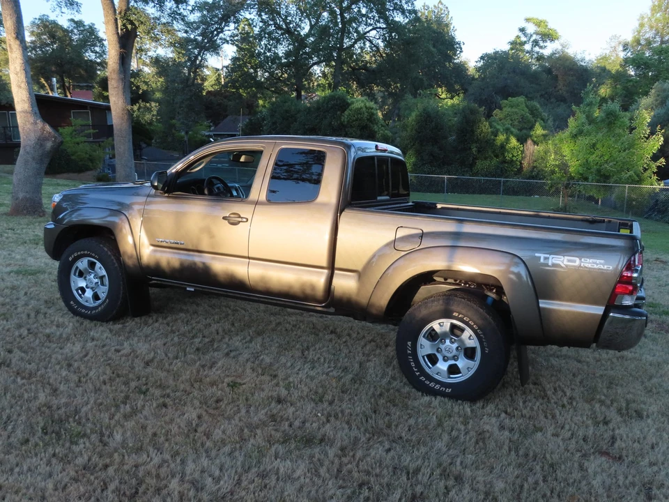 2013 Toyota Tacoma 2nd Gen - Image 6 of 31