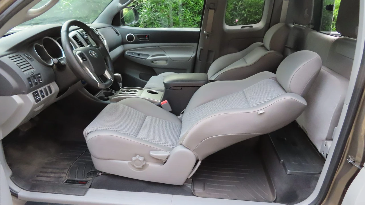 2013 Toyota Tacoma 2nd Gen - Image 27 of 31