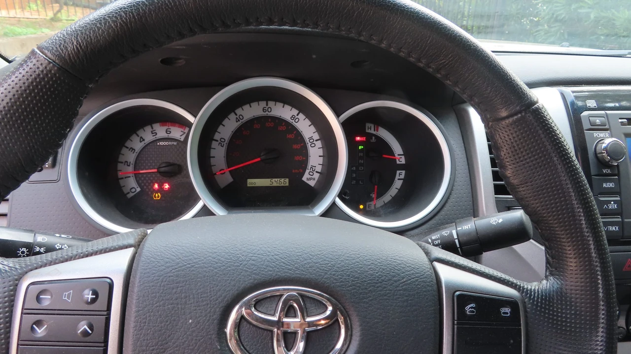2013 Toyota Tacoma 2nd Gen - Image 30 of 31