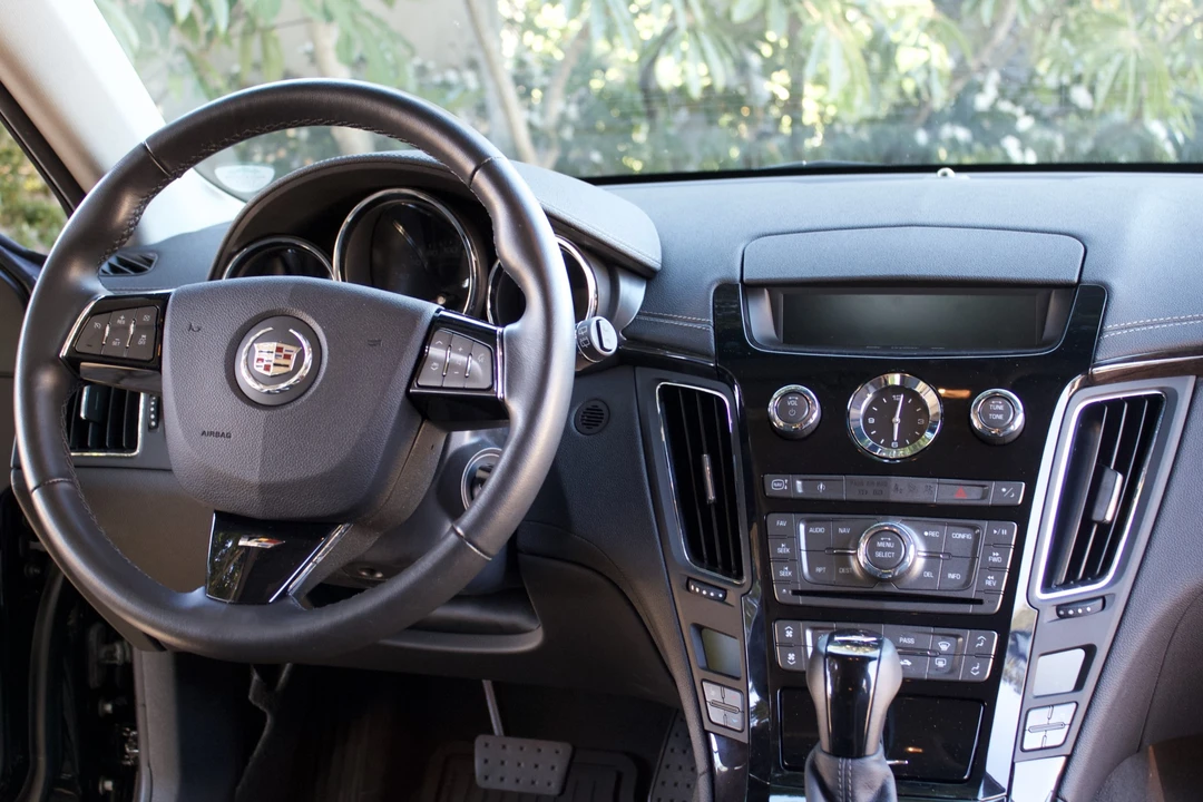 2014 Cadillac CTS-V 2nd Gen - Image 30 of 31