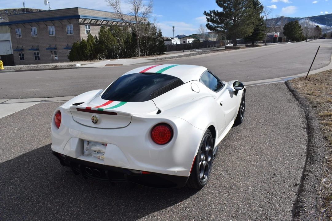 2015 Alfa Romeo 4C Coupe - Image 23 of 31
