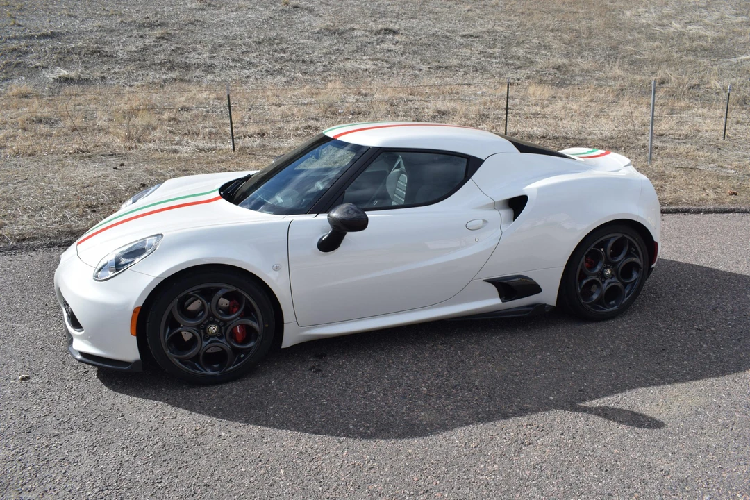 2015 Alfa Romeo 4C Coupe - Image 10 of 31