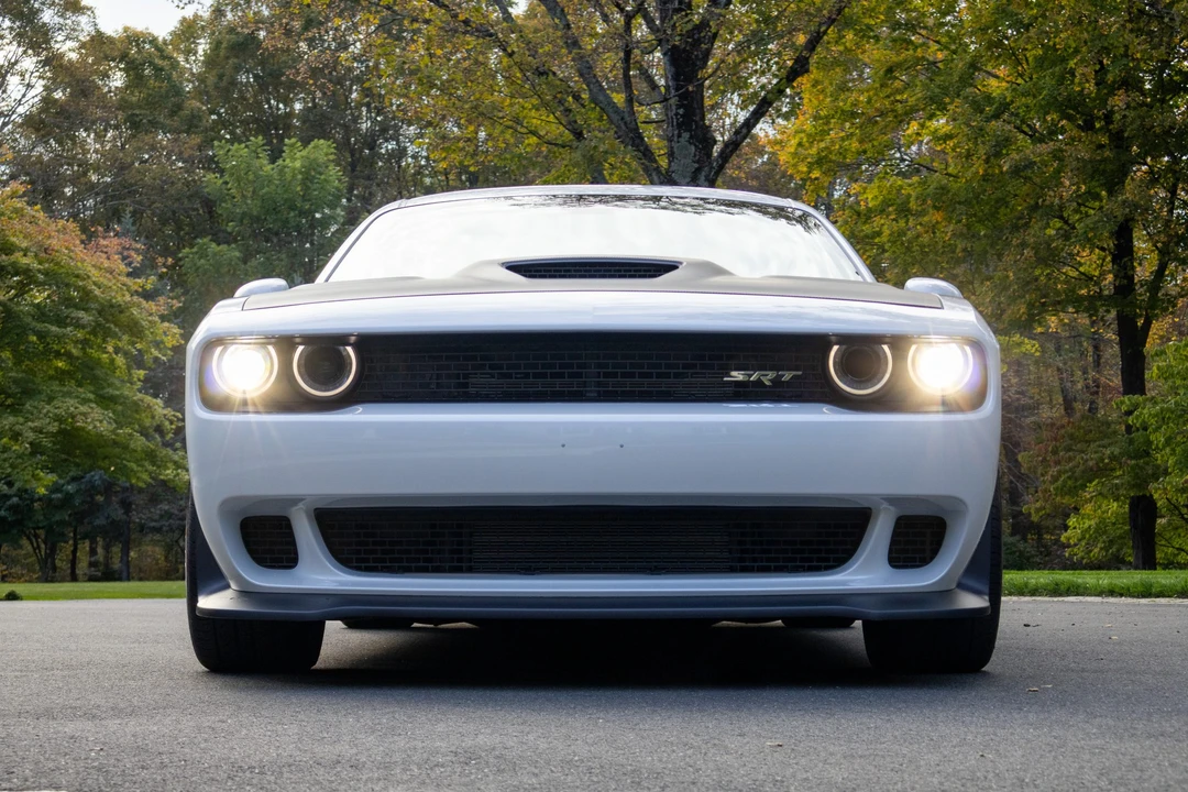2015 Dodge Challenger SRT Hellcat 3rd Gen - Image 17 of 31