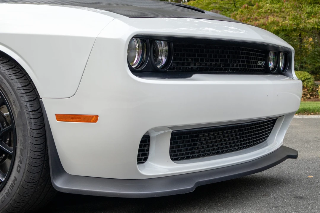 2015 Dodge Challenger SRT Hellcat 3rd Gen - Image 18 of 31