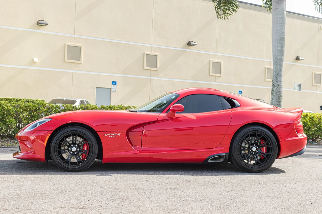 2015 Dodge Viper 5th Gen - Image 16 of 31