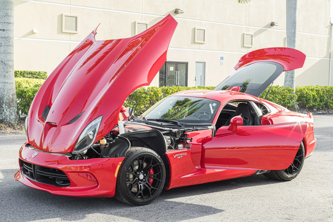 2015 Dodge Viper 5th Gen - Image 24 of 31