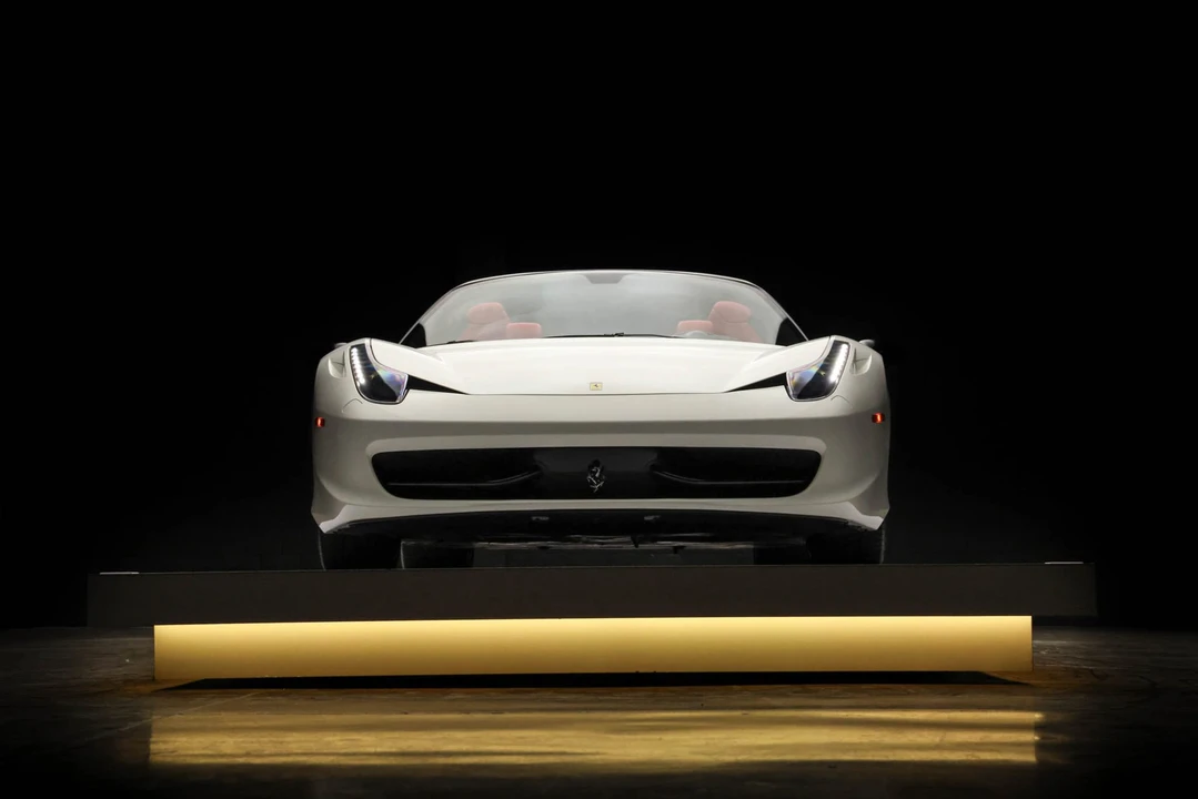 2015 Ferrari 458 Spider - Image 11 of 31