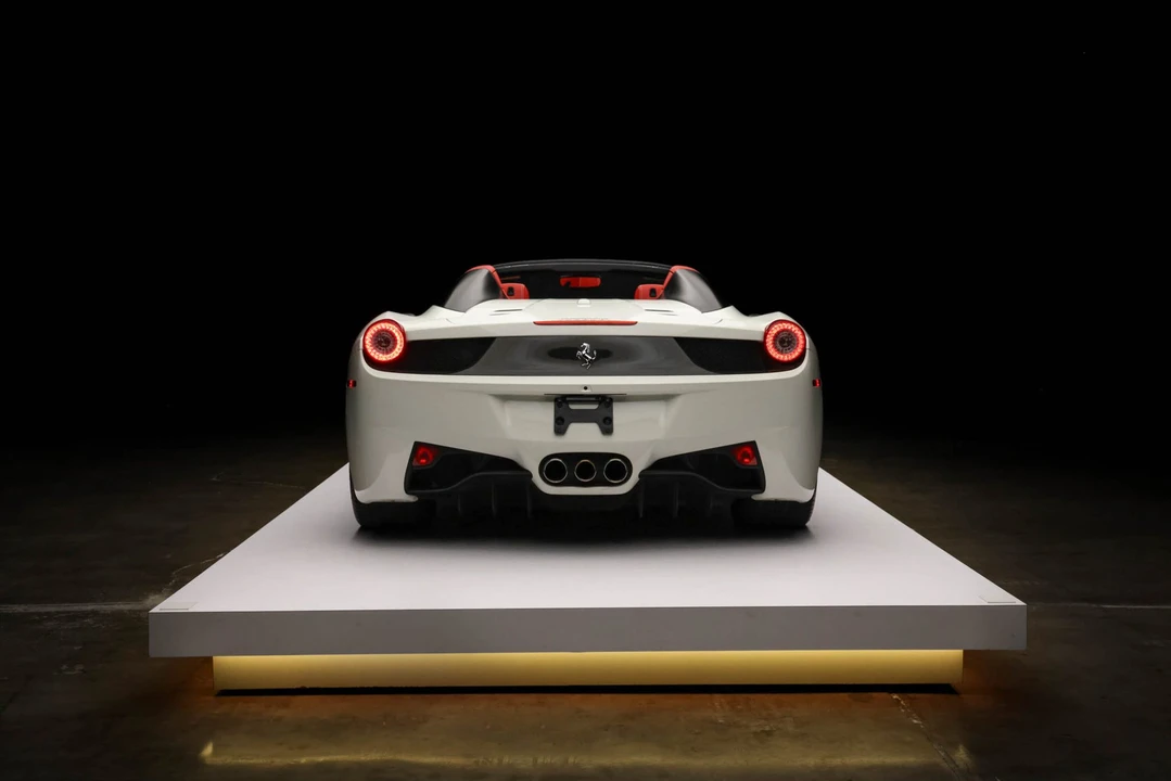 2015 Ferrari 458 Spider - Image 23 of 31