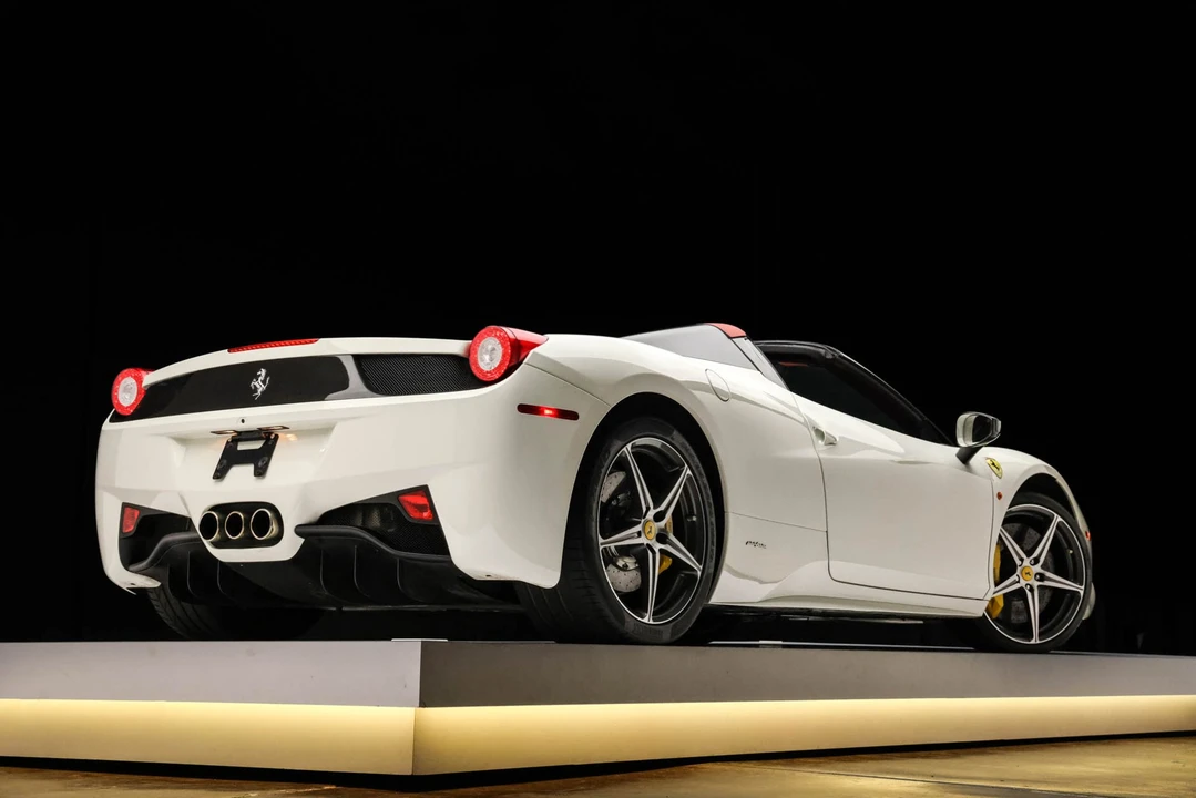2015 Ferrari 458 Spider - Image 22 of 31
