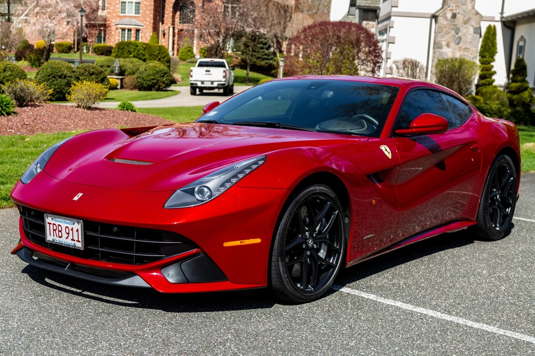 2015 Ferrari F12berlinetta - Image 2 of 31