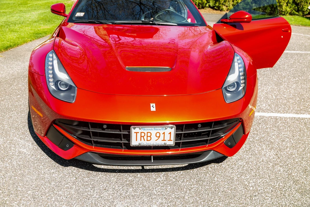 2015 Ferrari F12berlinetta - Image 17 of 31