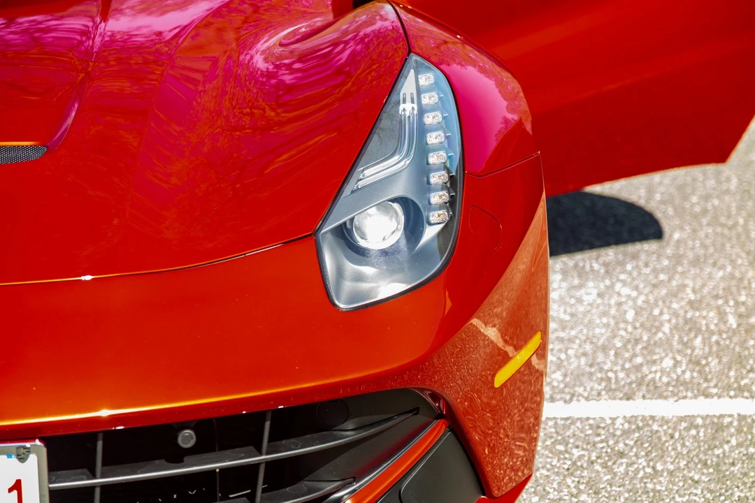 2015 Ferrari F12berlinetta - Image 26 of 31