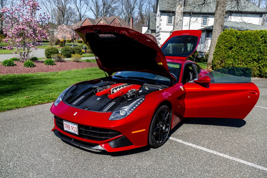 2015 Ferrari F12berlinetta - Image 19 of 31