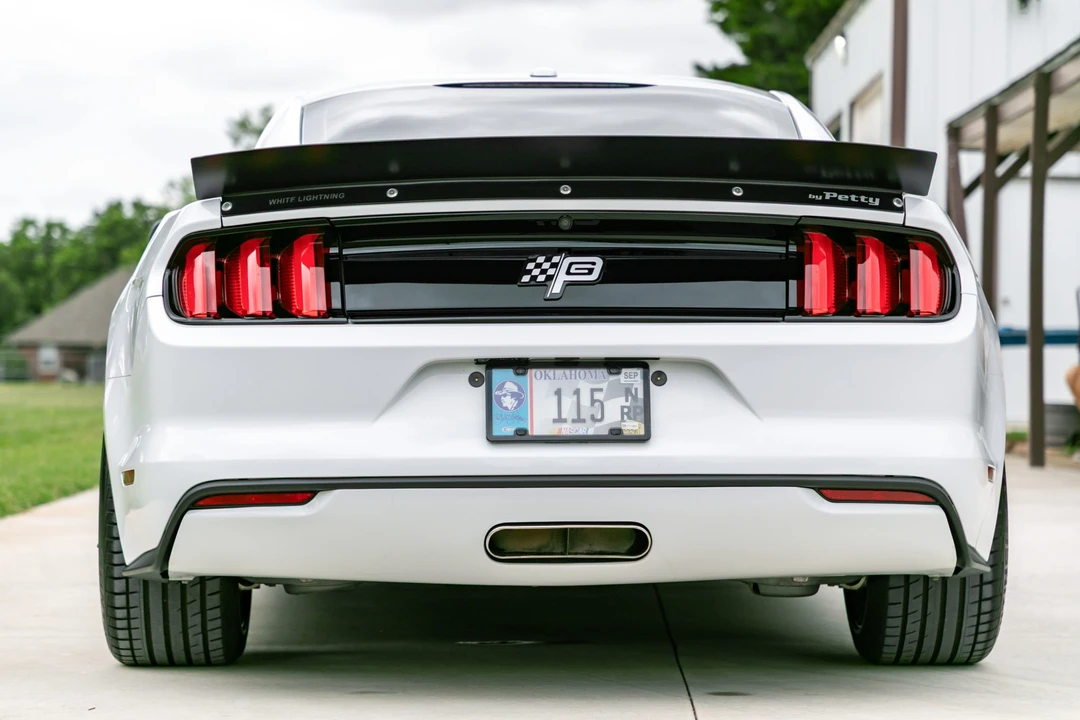 2015 Ford S550 Mustang GT - Image 7 of 31