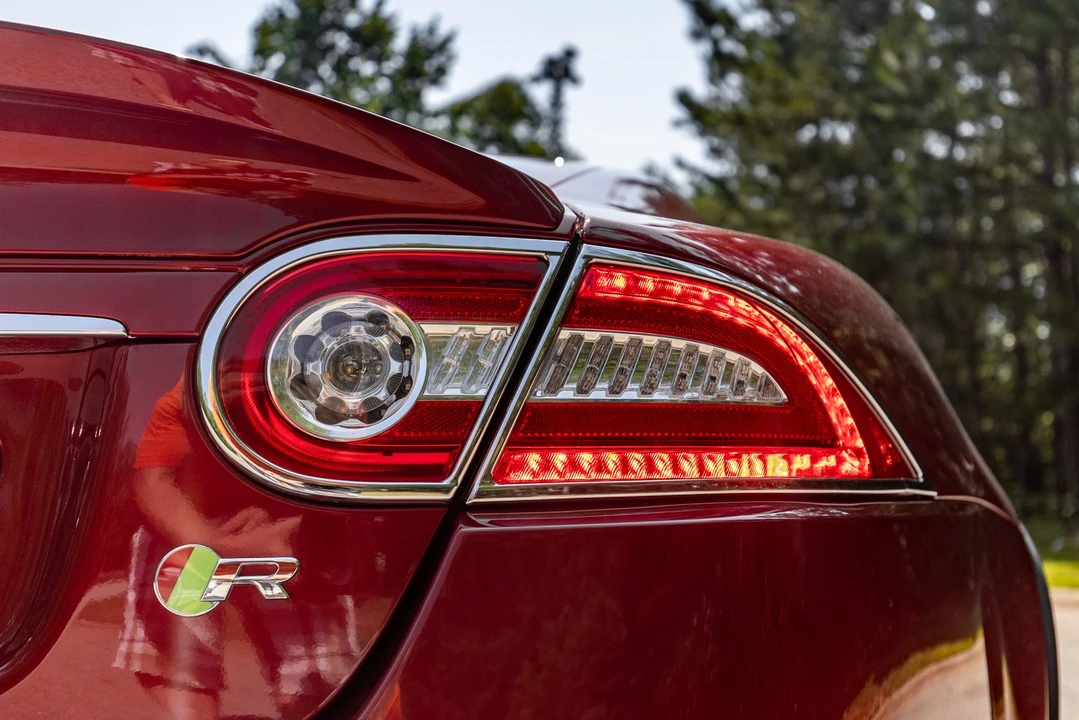 2015 Jaguar X150 XKR - Image 28 of 31