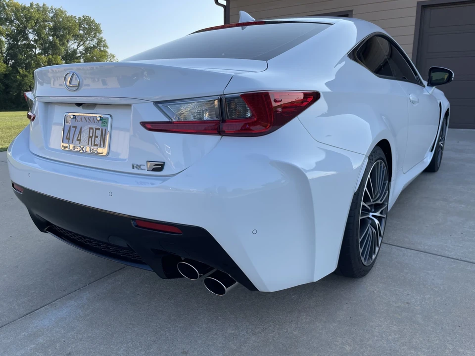 2015 Lexus RC F - Image 21 of 31