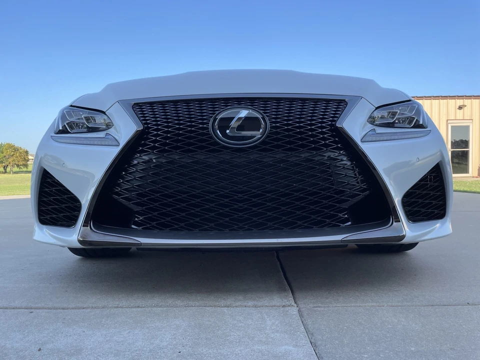 2015 Lexus RC F - Image 28 of 31