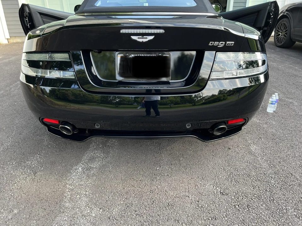 2016 Aston Martin DB9 - Image 27 of 31