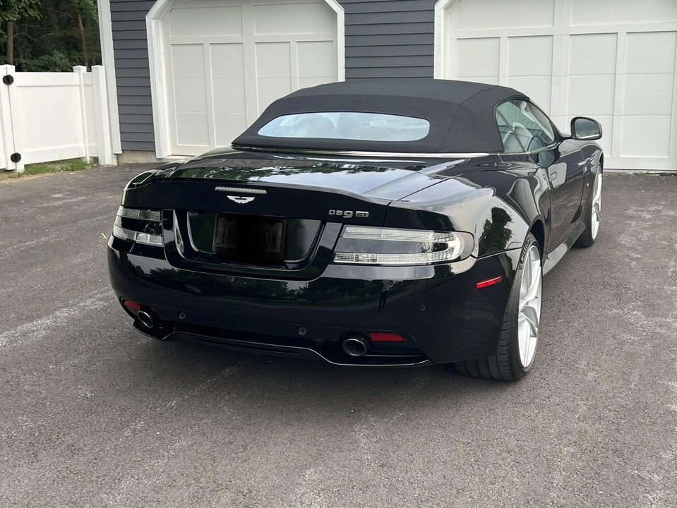 2016 Aston Martin DB9 - Image 11 of 31