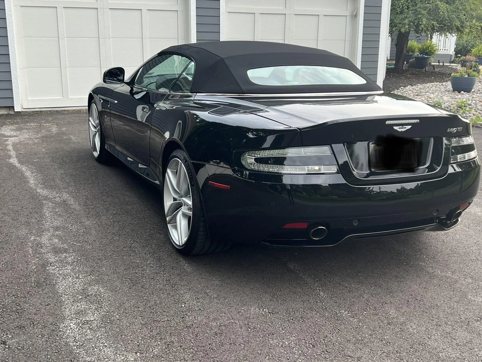 2016 Aston Martin DB9 - Image 13 of 31